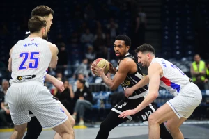 POLUVREME - Partizan se muči protiv Igokee pred 2.847 (?!) gledalaca, Brajs Džons deli lekcije crno-belima!